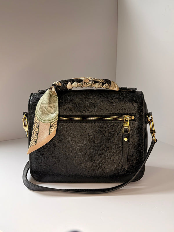 Louis Vuitton Pochette Metis