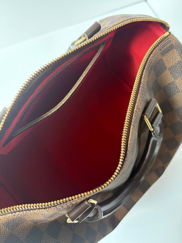 Louis Vuitton Speedy 30 in Damier Canvas