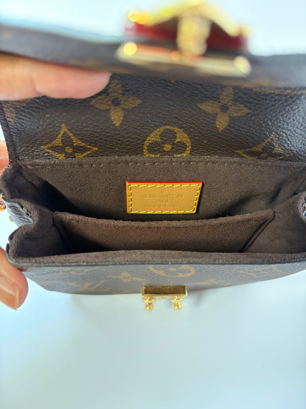 Louis Vuitton Micro Métis Monogram