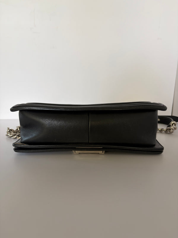 CHANEL Boy Bag – Black Chevron Quilted Leather