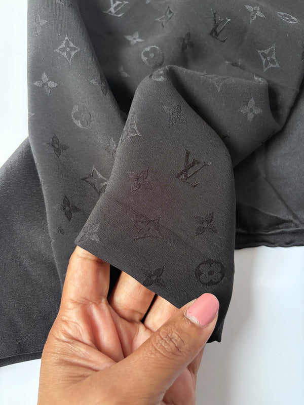 Louis Vuitton Carré Monaco – Black – 100% Silk