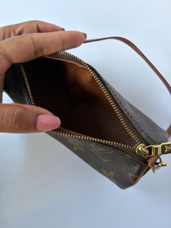 Louis Vuitton Mini Papillon Pouch